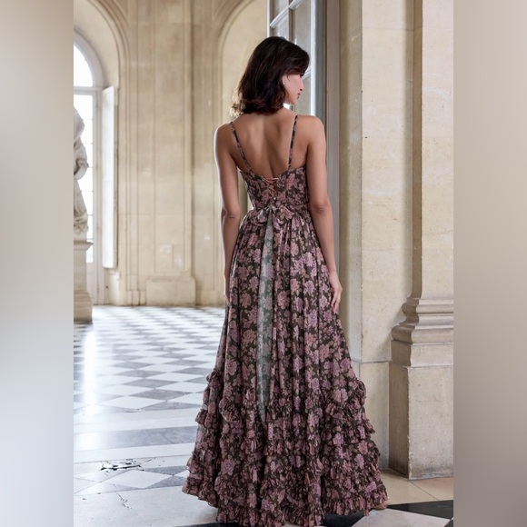 V. Chapman “The Carmen Dress” in chocolate peony print - Picture 9 of 10